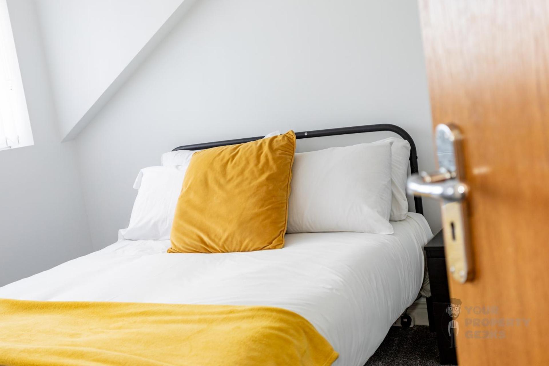 Attic Style 2 Bed Duplex Apartment With Rooftop Patio Belfast Ngoại thất bức ảnh